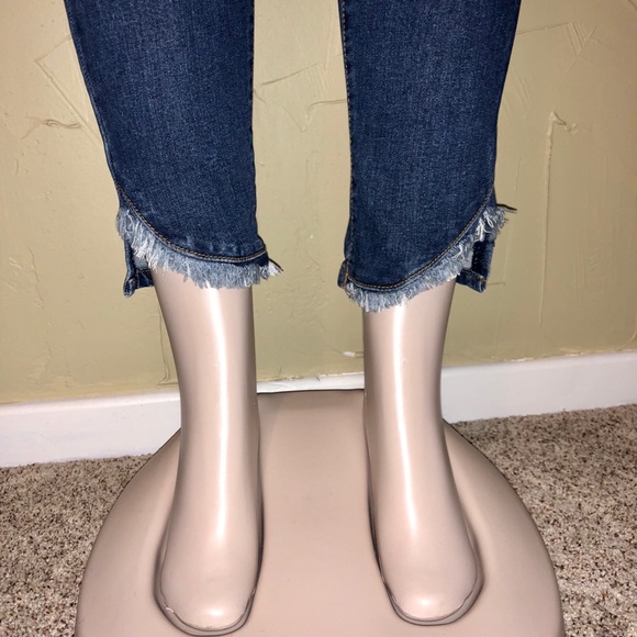 L&B Frayed Hem Ankle Skinny Jeans - Picture 3 of 3